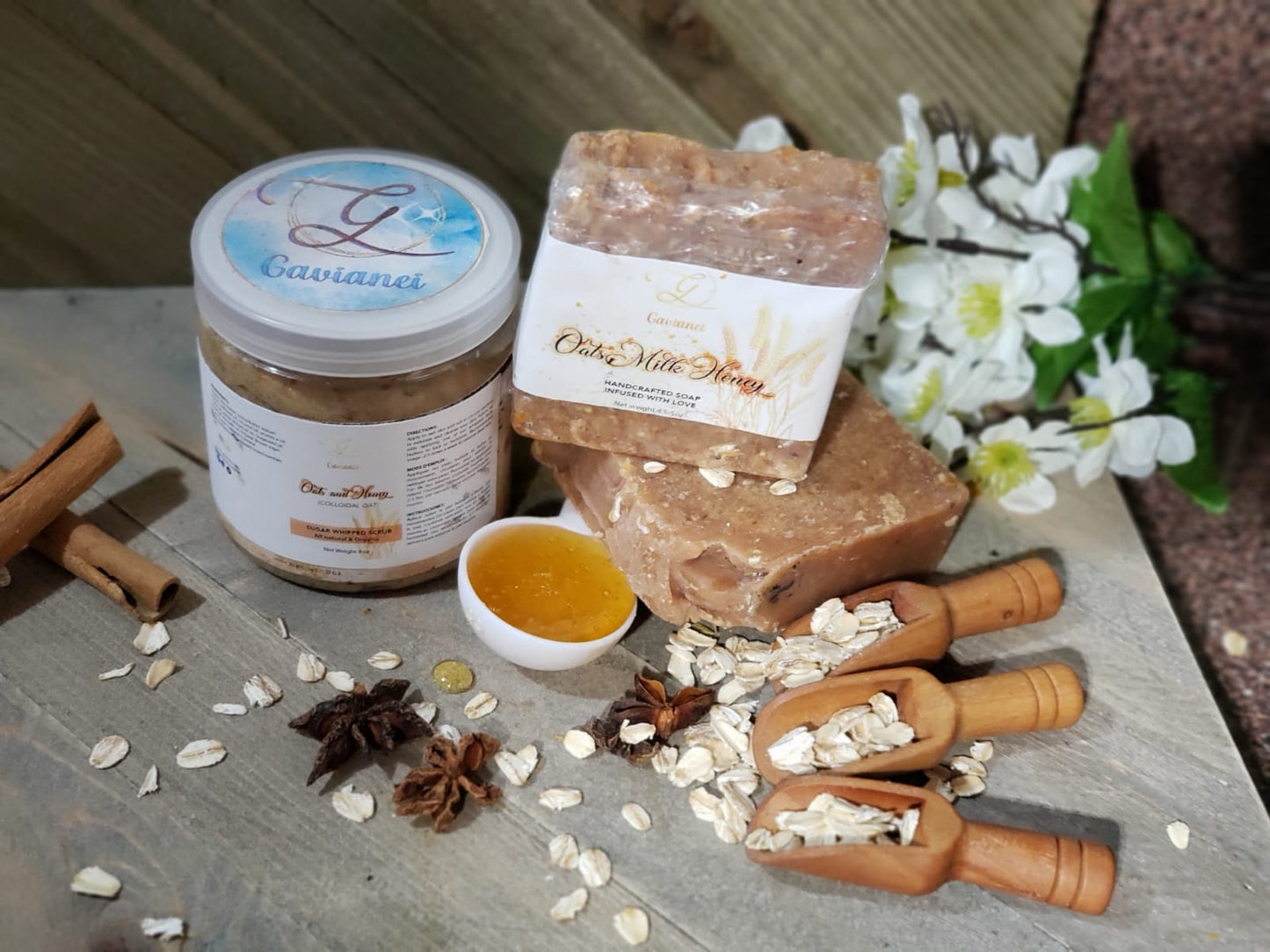 Colloidal Oatmeal & Honey Scrub